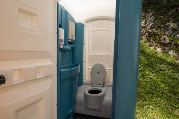 Portable Restrooms for Agricultural Sites in Oak Grove, VA